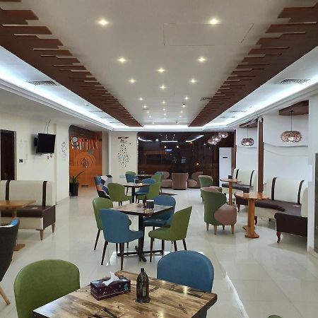 City Hotel Салала Экстерьер фото